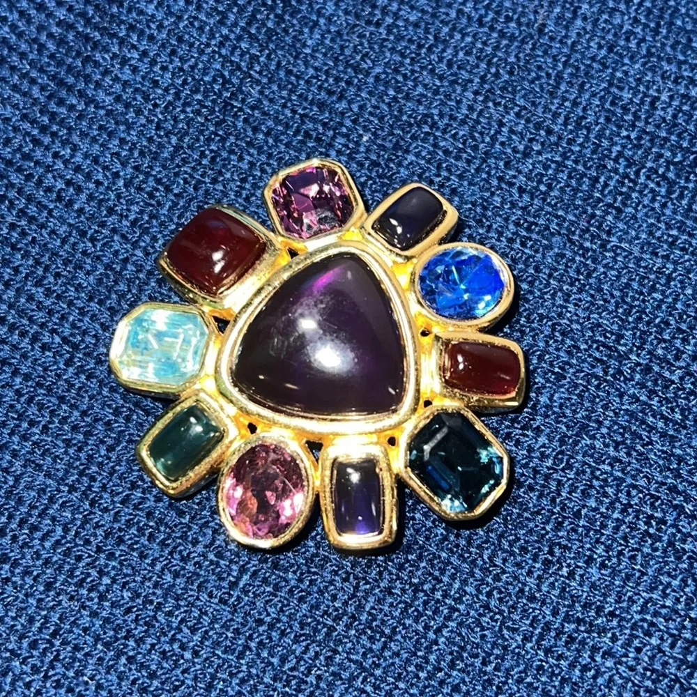 Gorgeous Joan Rivers Multi Colored Gripoix Cabochon and Crystal Brooch / Pendant - Picture 3 of 7